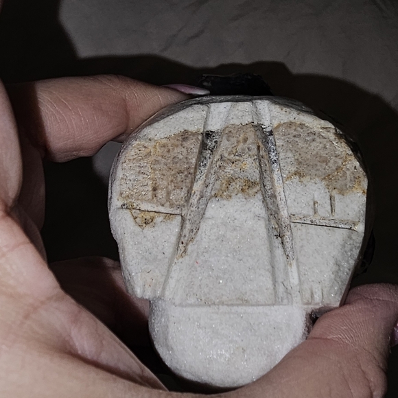 Amethyst 🐢Turtle! 365 grams, 9 x 9 cm (approx.) from head to end of Amethyst🐢 - Picture 12 of 17